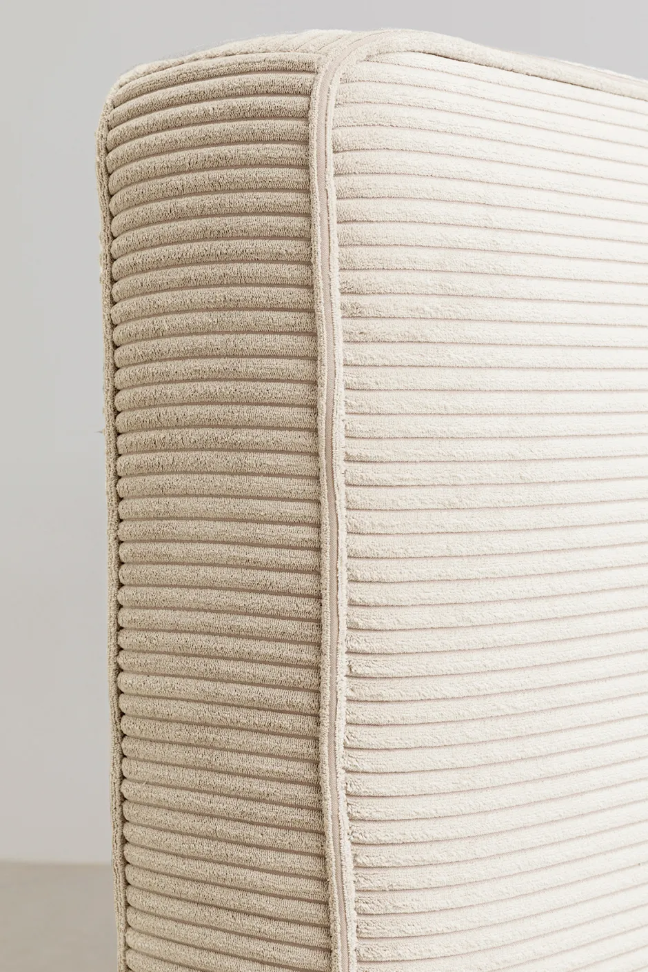 Flash Sale Bed East Side Cord Creme 180x200cm Bedden|Kasten