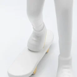 Best Decofiguur Skating Astronaut White 33cm Opbergers|Woondecoratie