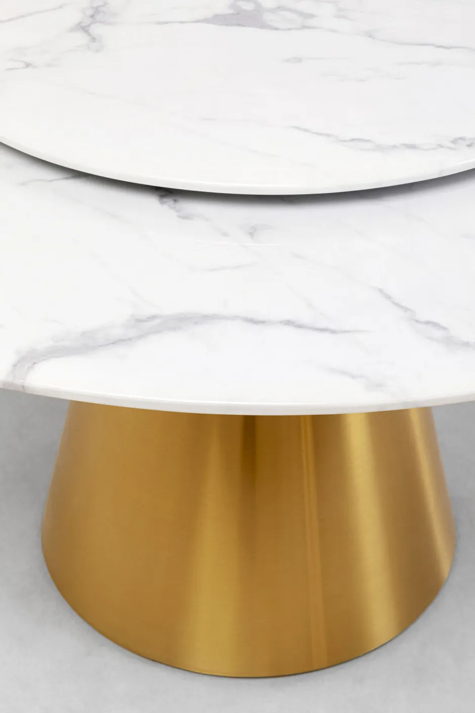 Discount Eettafel Lucia Ø135cm Kasten|Tafels